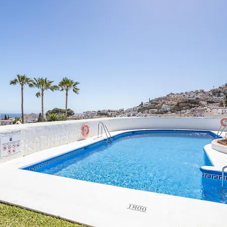 빌라 Casa Angela Overlooking The Sea 네르하